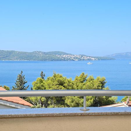 Sunny Place With Sea View Trogir Eksteriør bilde