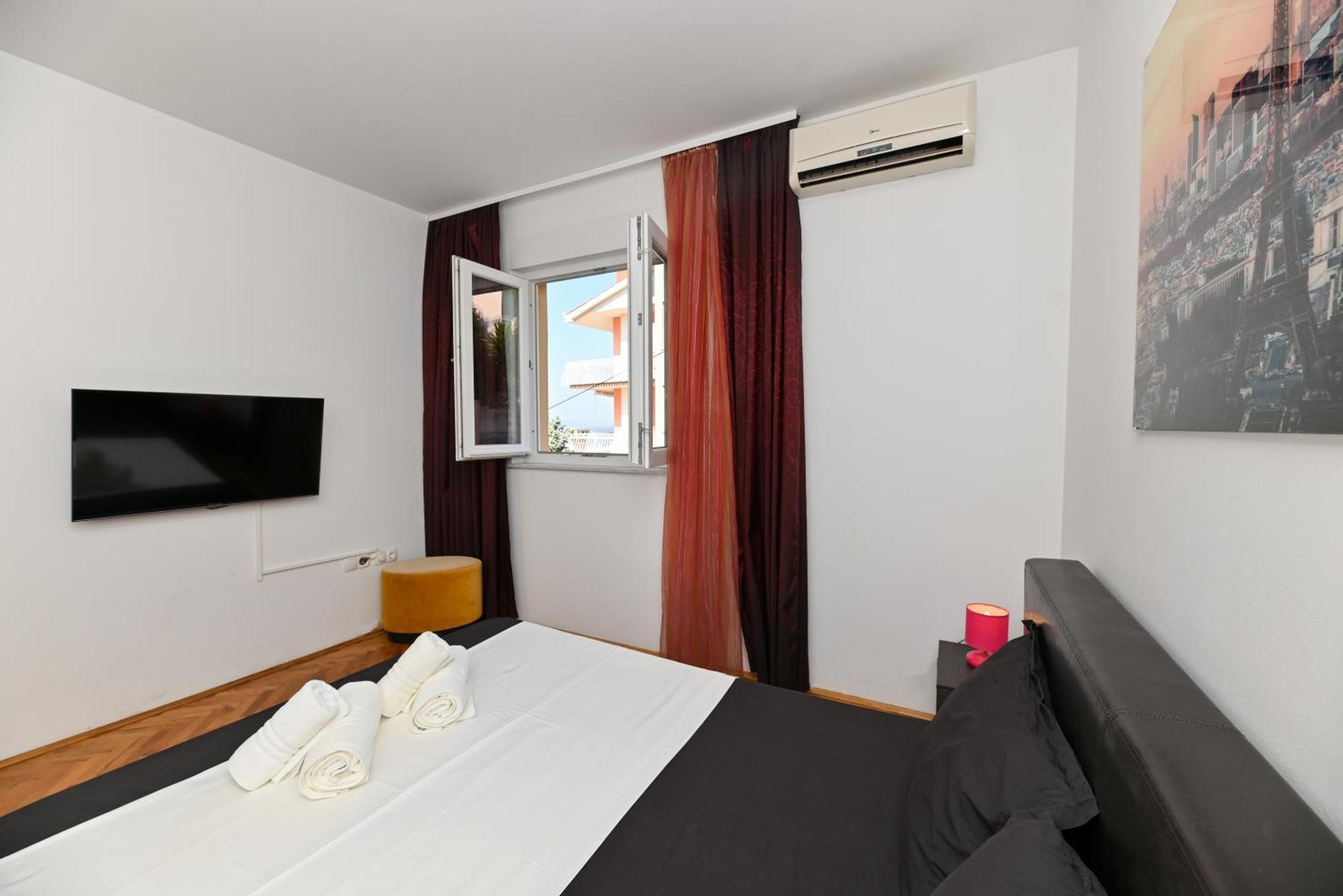 Sunny Place With Sea View Trogir Eksteriør bilde